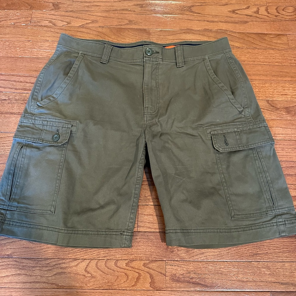 Saint John’s Bay green 36